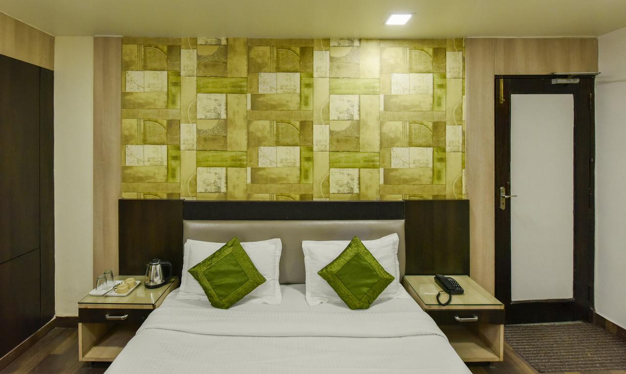 Hotel Kanishka Raipur  Ngoại thất bức ảnh
