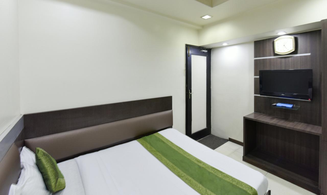 Hotel Kanishka Raipur  Ngoại thất bức ảnh