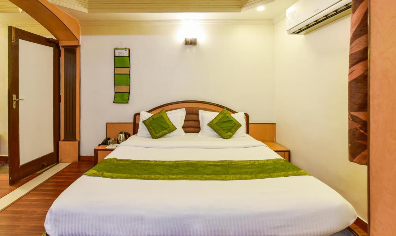 Hotel Kanishka Raipur  Ngoại thất bức ảnh